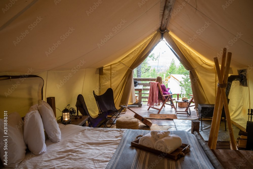 How to Set Up a Glamping Site